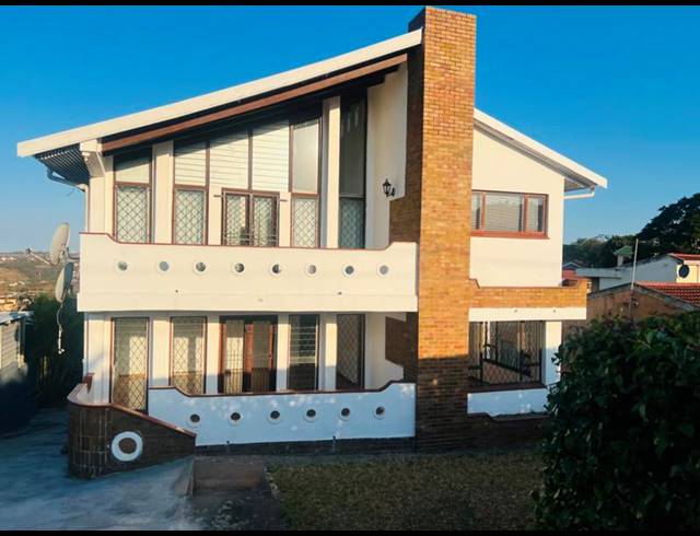 6 BEDROOM HOUSE FOR SALE IN RESERVOIR HILLS